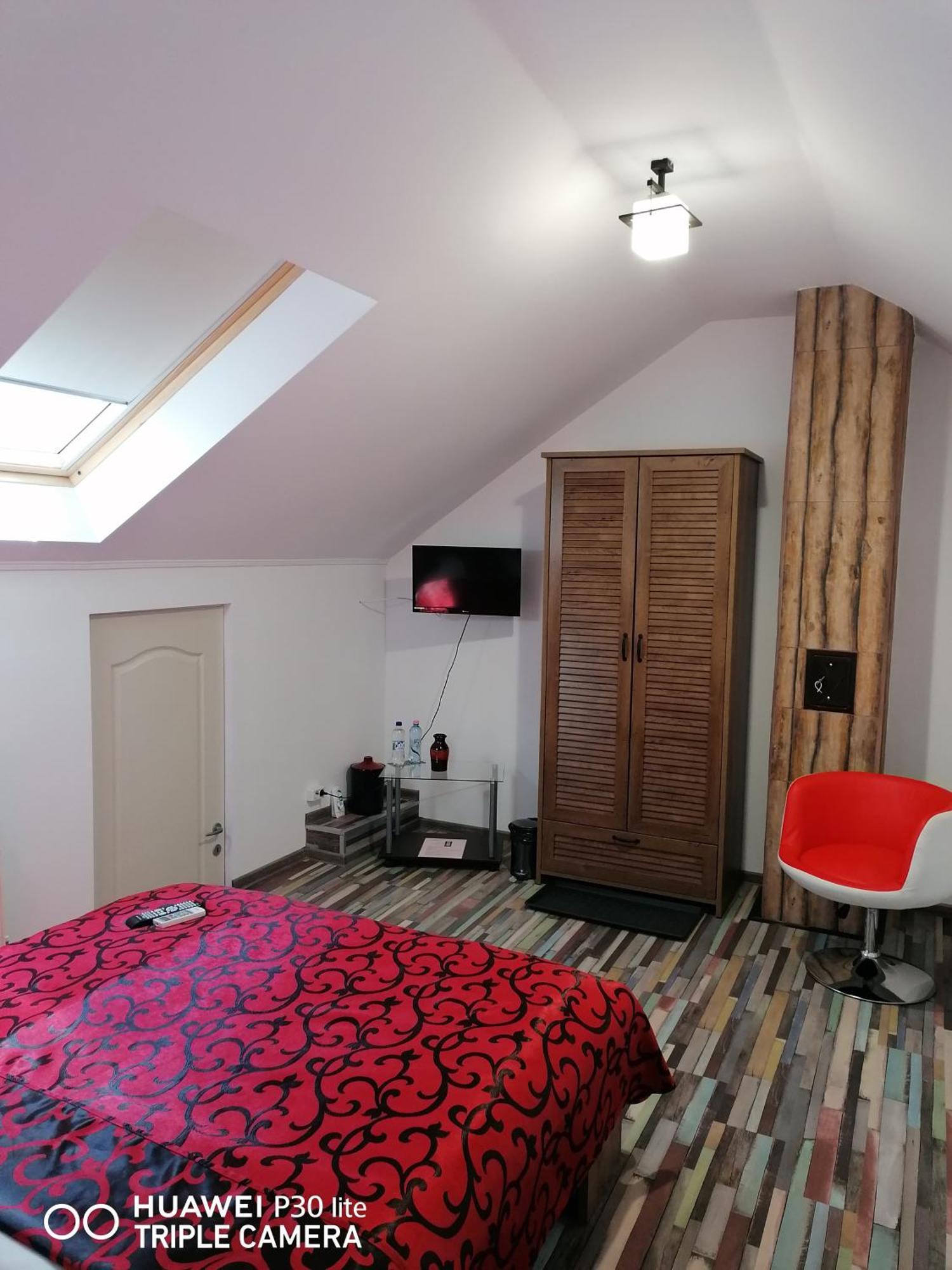 Готель Rasnov Retreat Екстер'єр фото