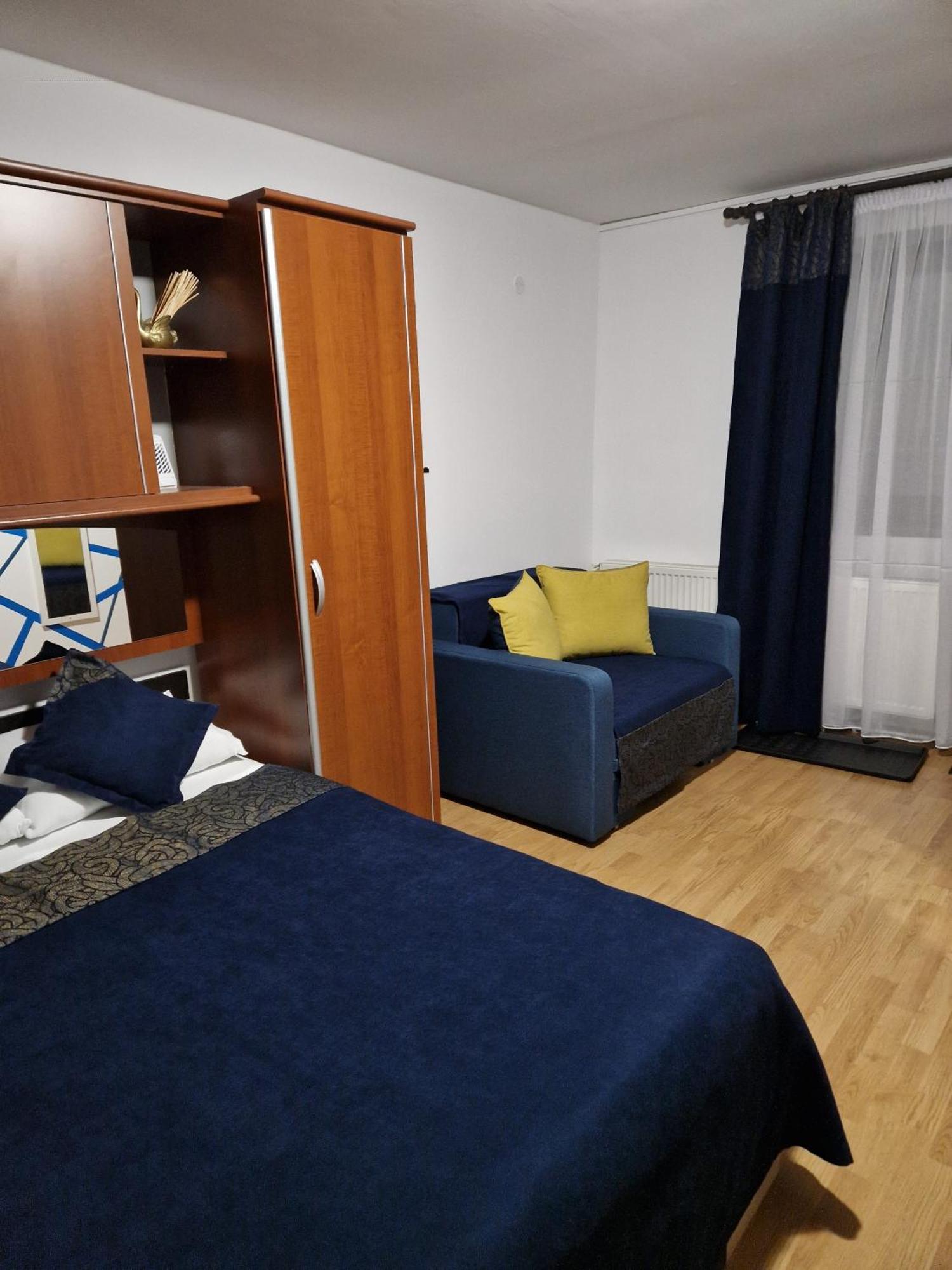 Готель Rasnov Retreat Екстер'єр фото